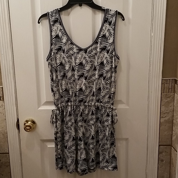 Max Studio Romper - Picture 2 of 5